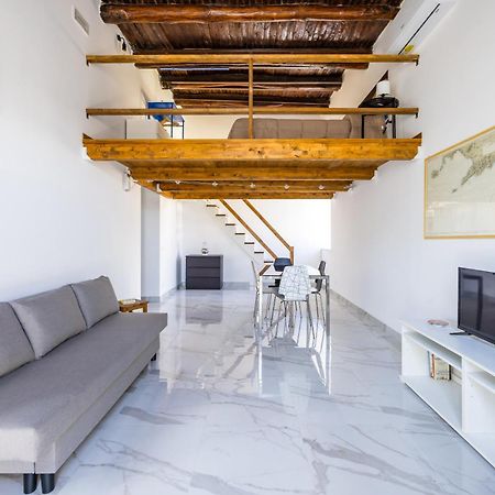 Appartamento Carrozzieri Nest At Historical Center Napoli Esterno foto