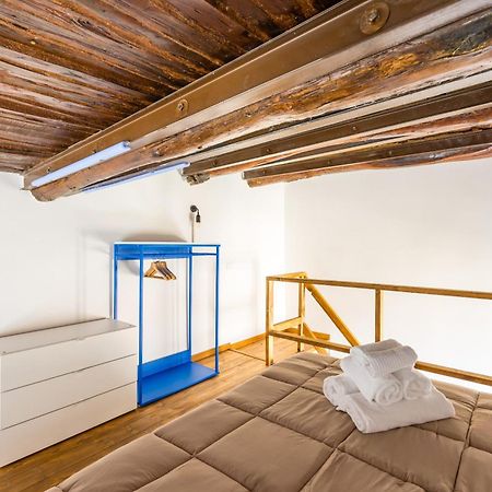 Appartamento Carrozzieri Nest At Historical Center Napoli Esterno foto