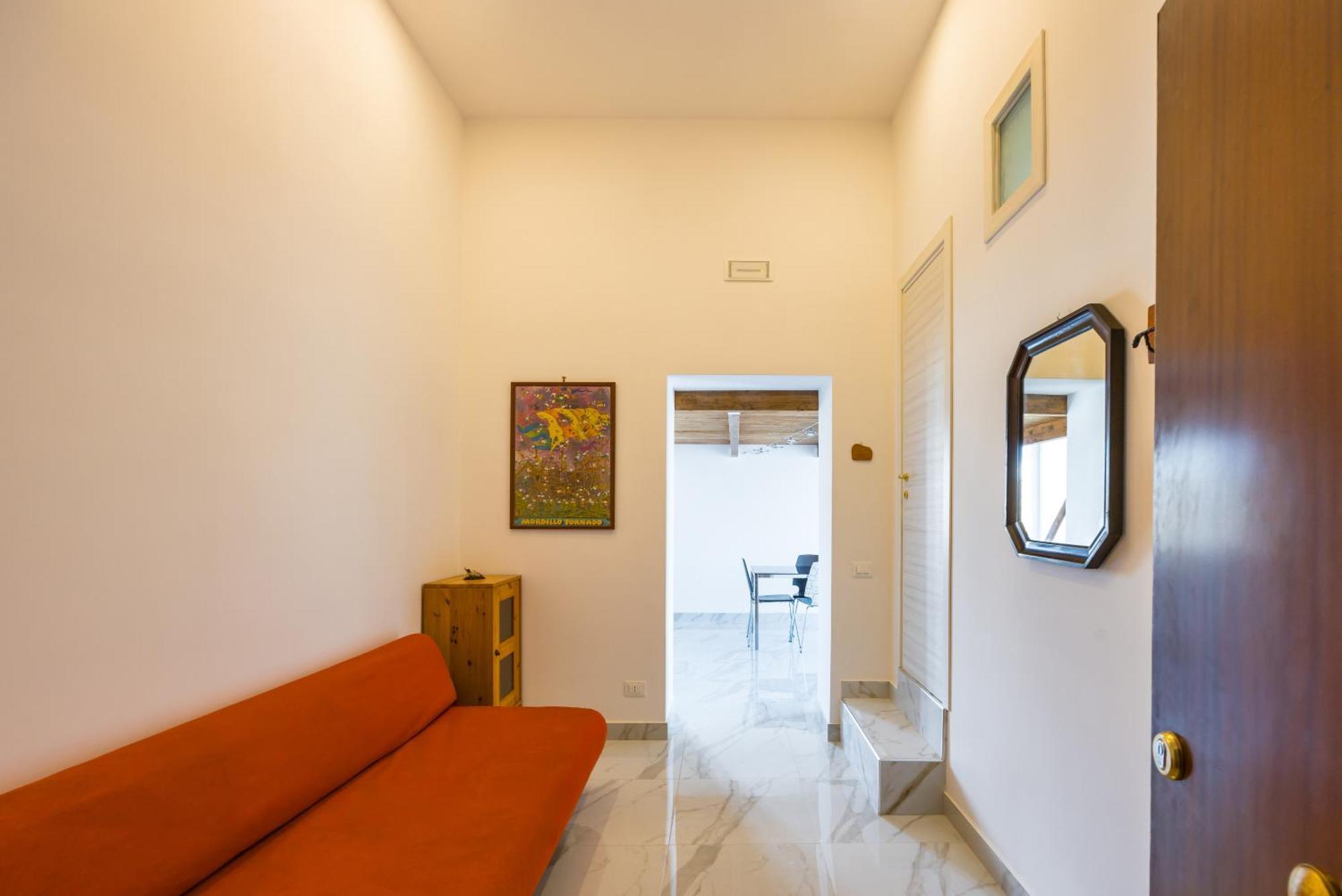 Appartamento Carrozzieri Nest At Historical Center Napoli Esterno foto